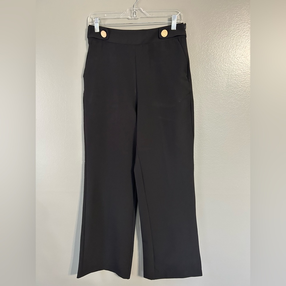 Star style women’s high waisted pants‎ with gold accent buttons size 11